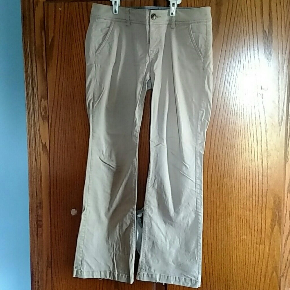 American eagle khakis